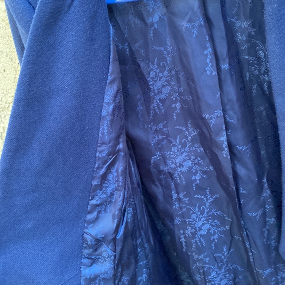 Blue Jacket - Picture 4 of 5